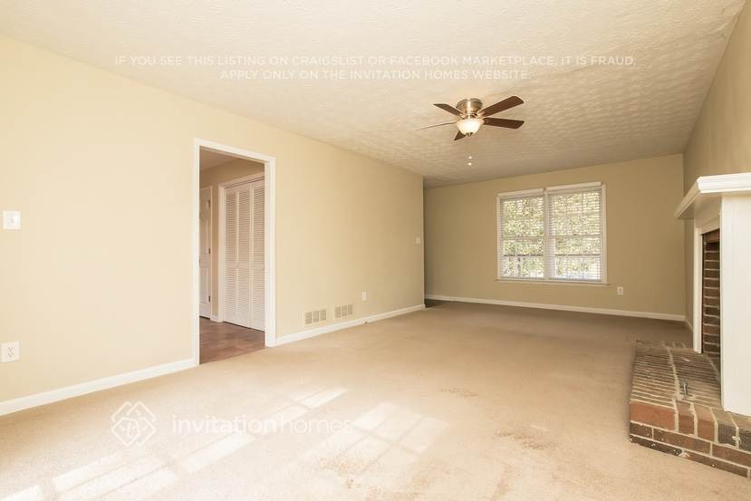 Building Photo - 1019 Pine Cove Dr SW