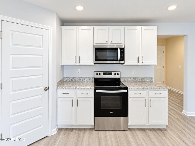 Building Photo - 6585 Slabinski Ln