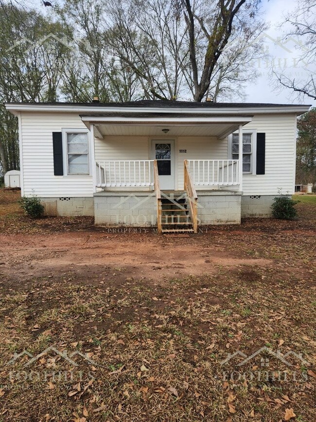 Building Photo - 1012 Johns Ave