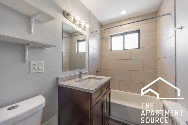 Building Photo - 6807 N Ridge Blvd