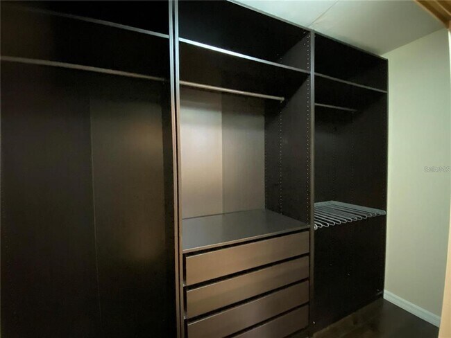 Building Photo - 2822 Candela Ct