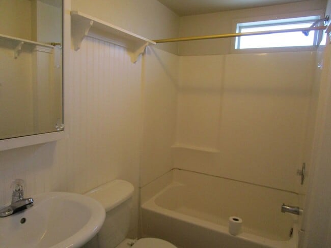 Building Photo - 0395