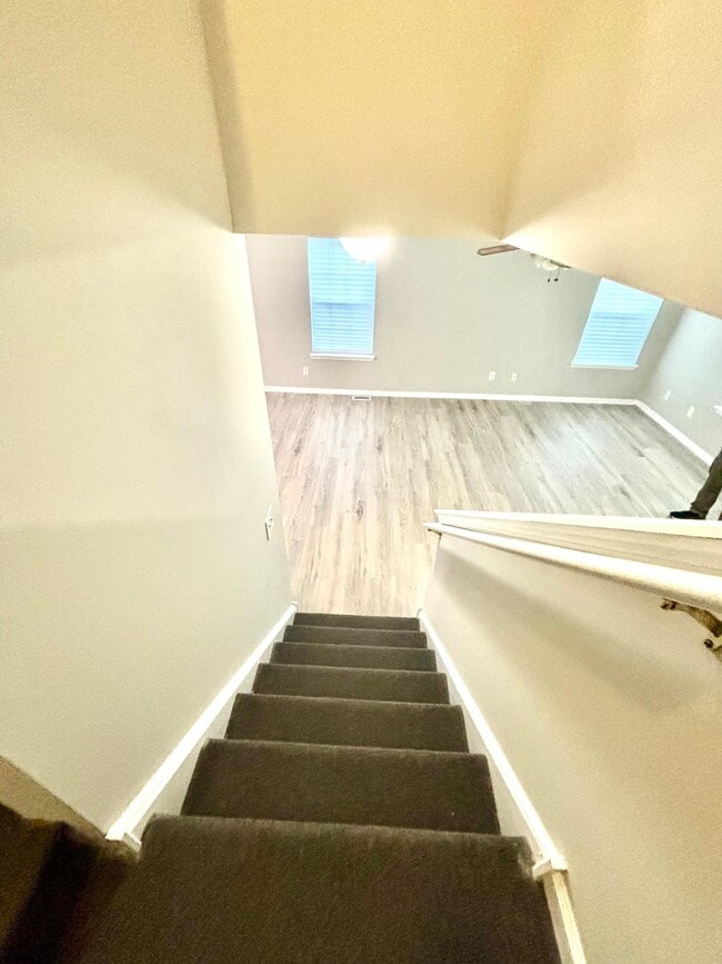 Building Photo - 27 Oyster Bay