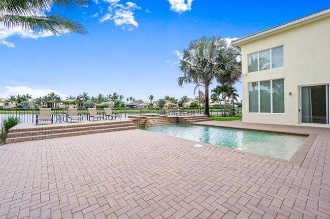 Building Photo - 11812 Windmill Lake Dr