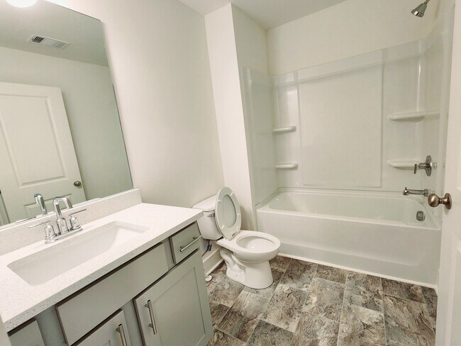 common full bath - 110 Auburn Crossing Way