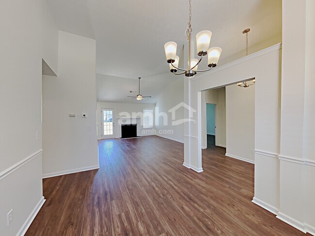 Building Photo - 949 Durham Way