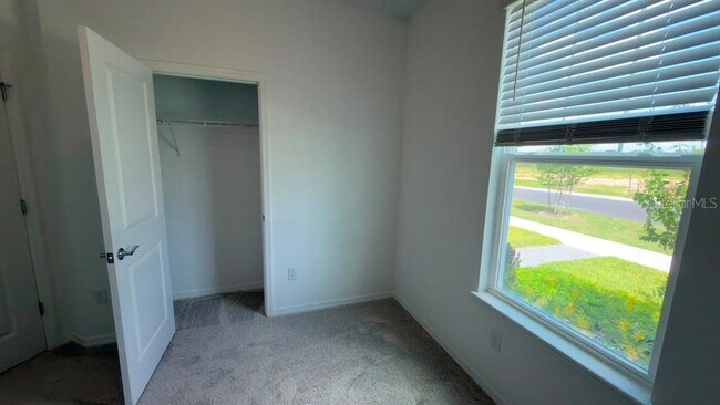 Building Photo - 4568 ORCHARD VIEW Aly