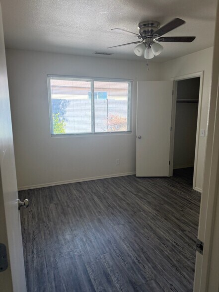 Building Photo - 7080 E Pueblo Ave