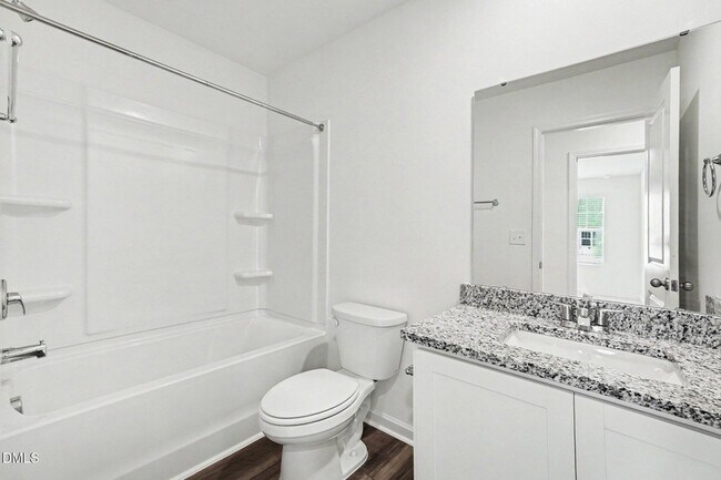Building Photo - 131 S Meyers Ct