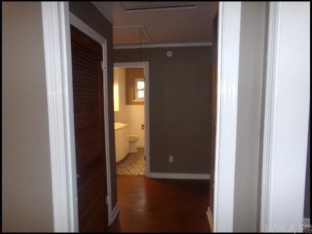 Building Photo - 17 S Avalon Dr