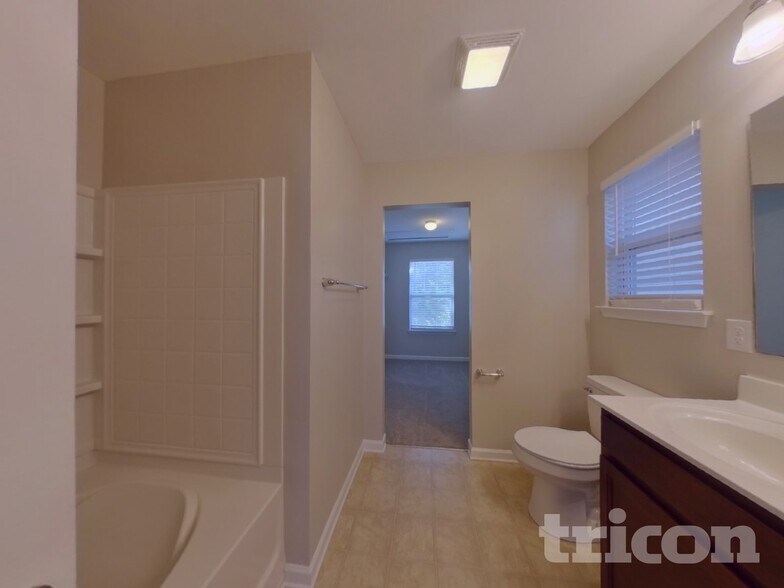 Building Photo - 10020 Porta Ferry Drive Charlotte NC