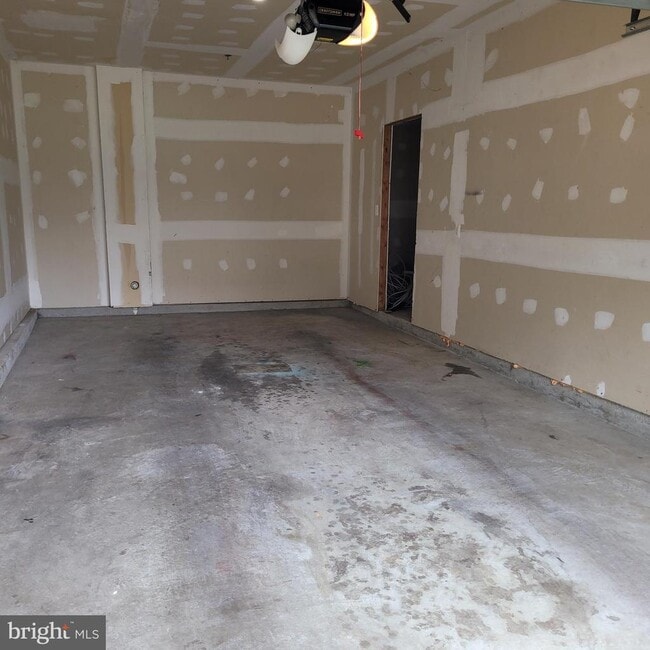 Building Photo - 3032 Bellamy Way