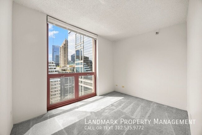 Building Photo - 200 N Dearborn St