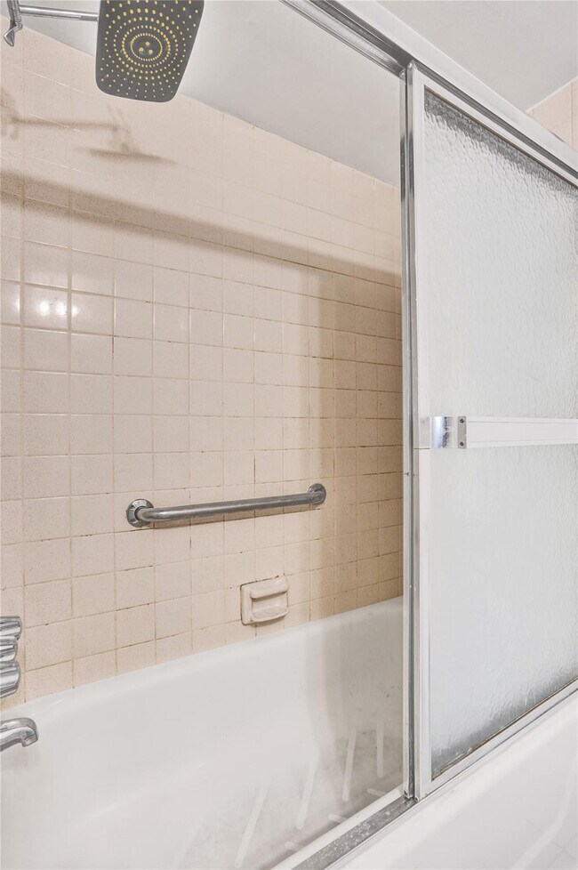 Building Photo - 9273 SW 8th St