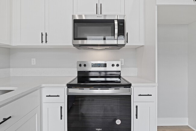 Building Photo - 1026-KE1026 Sassafras St