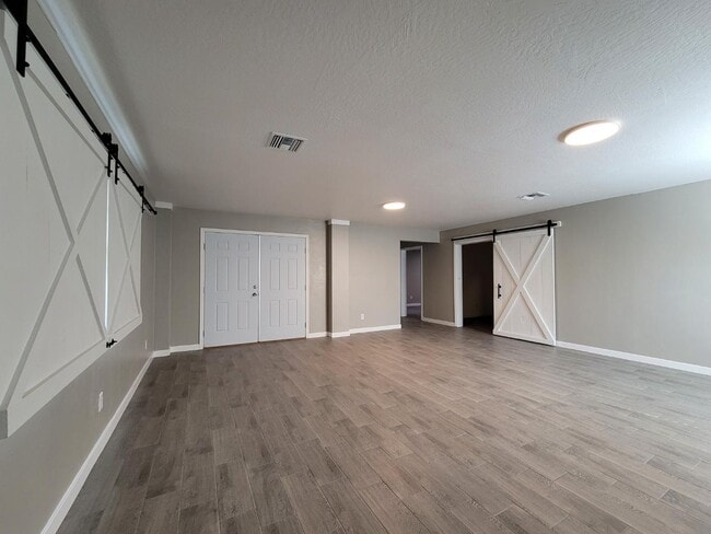 Building Photo - 9635 36th Ln