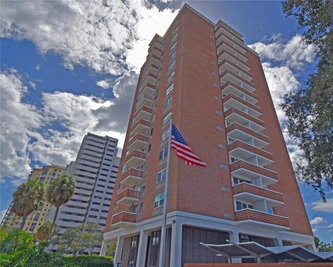 Building Photo - 4015 Bayshore Blvd