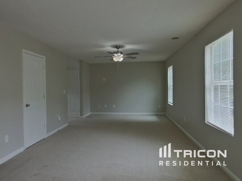 Building Photo - 7089 Merrywood Dr