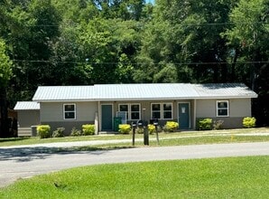 Building Photo - 116 Montrose Dr