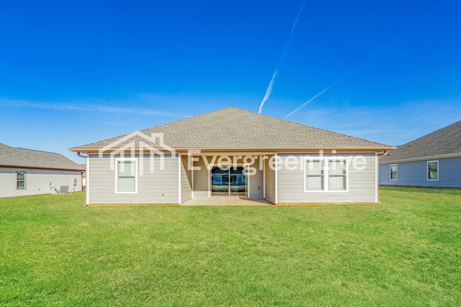 Building Photo - 104 Chain Bridge Circle