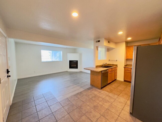 Building Photo - 125 S 1050 W