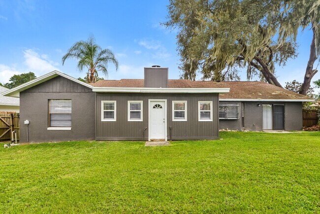 Building Photo - 548 Matilda Pl