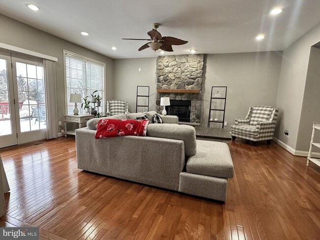 Building Photo - 204 Windham Dr