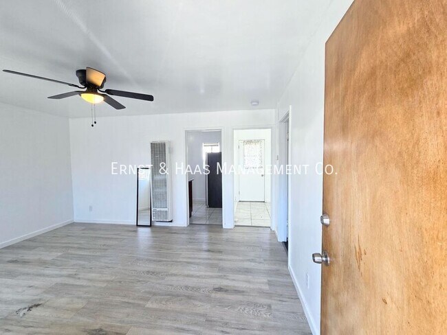 Building Photo - 6611 San Luis St