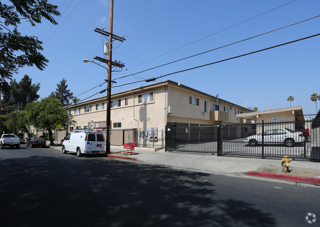 Building Photo - Kittridge Villas
