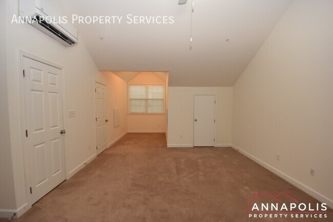 Building Photo - 102 Carraway Ln