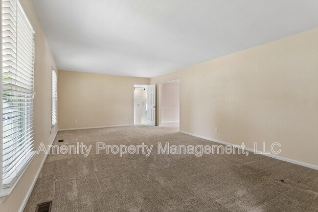 Building Photo - 1012 Austenwood Ct