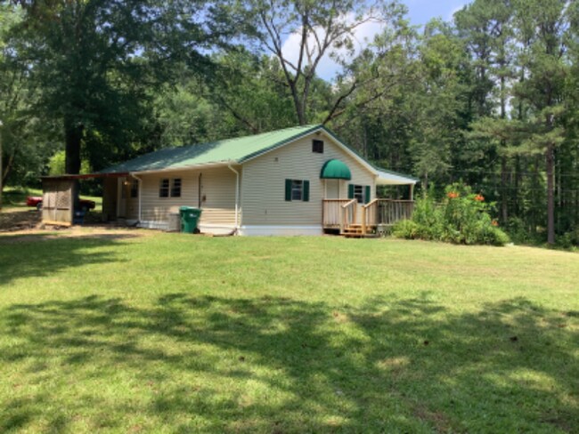 Building Photo - 200 Martin Dr