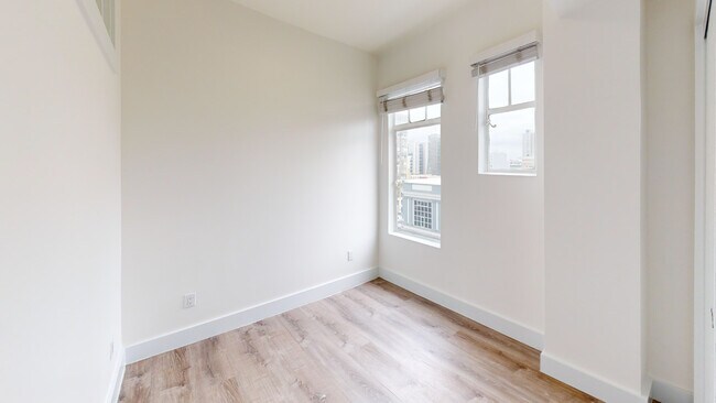 Building Photo - 810 Eddy St