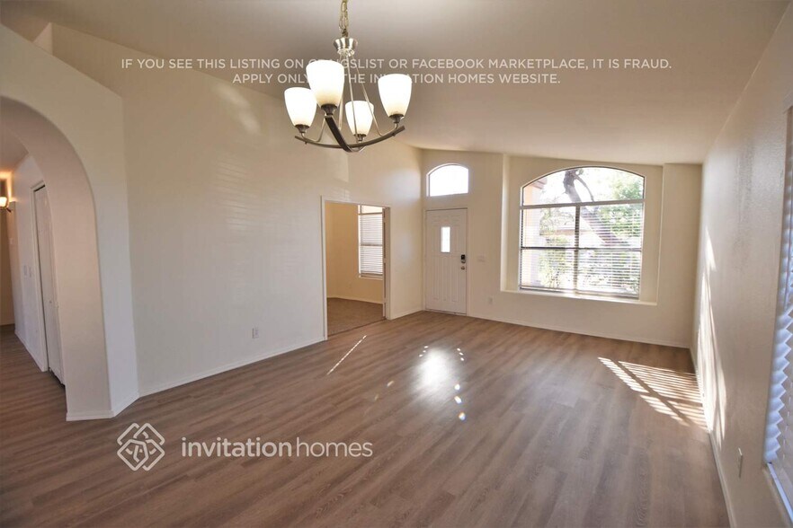 Building Photo - 2705 N 127th Ave