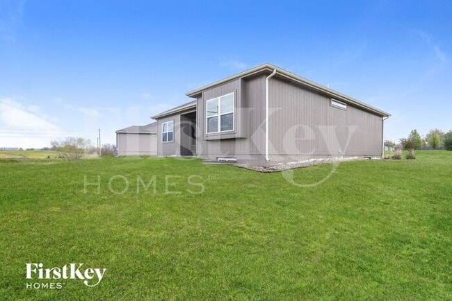 Building Photo - 21902 Crystal Ave