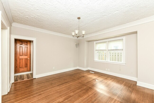 Building Photo - 5119 Norway Dr