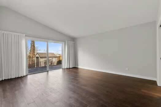Building Photo - 8432 W Brookview Dr