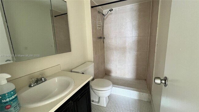 Building Photo - 486 NW 165th St