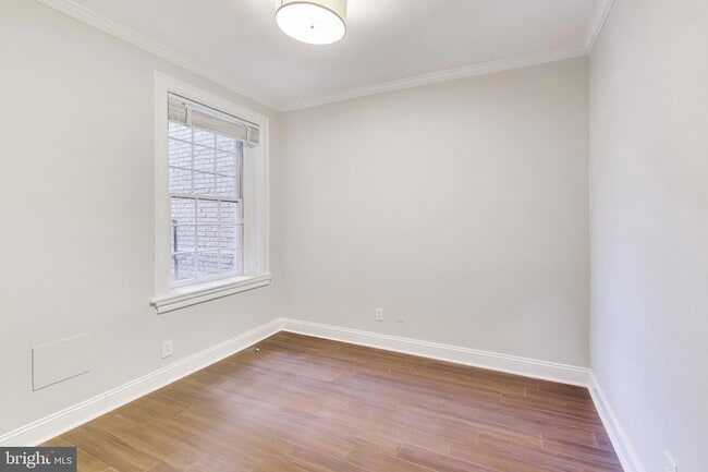 Building Photo - 1724 21st St NW