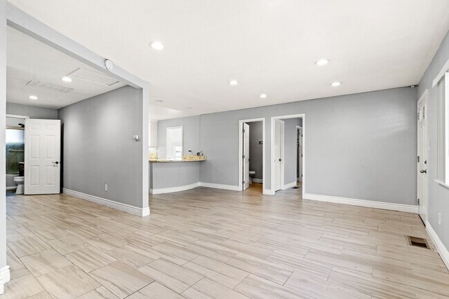 Building Photo - 1271 Ocean Ave