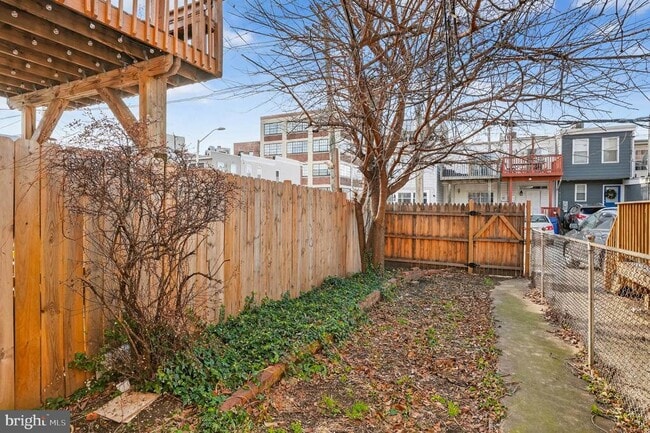 Building Photo - 1642 S Hanover St