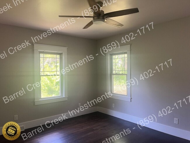 Building Photo - 2-Bed 1-Bath House