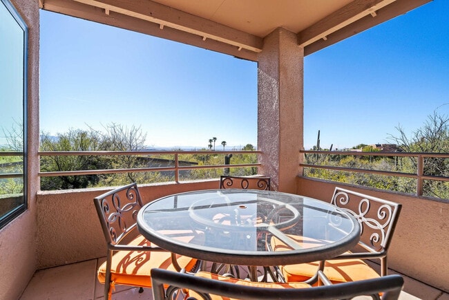 Building Photo - 6655 N Canyon Crest Dr