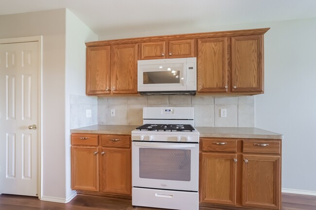 Building Photo - 12114 English Brook Cir