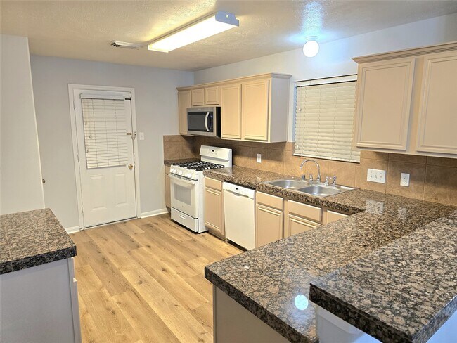 Building Photo - 14510 Windmill Meadows Ct