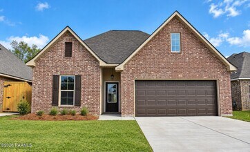 Building Photo - 421 Berg Ct