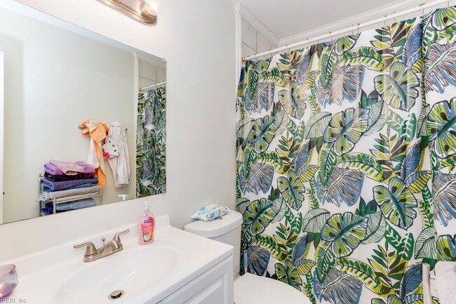 Building Photo - 3808 Sugar Creek Cir