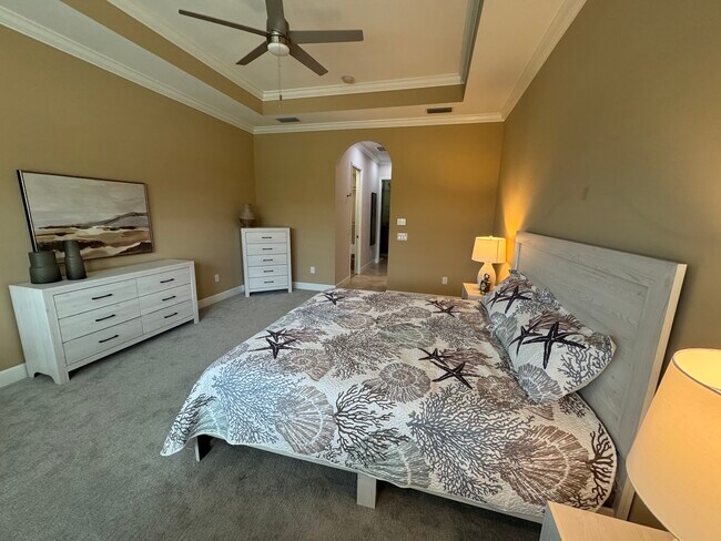 Building Photo - 9080 Isla Bella Cir