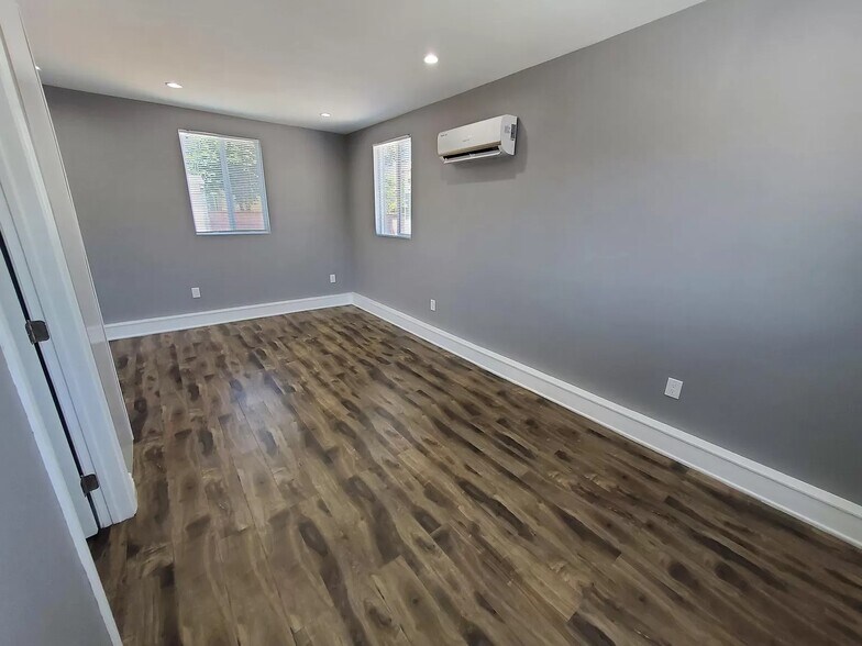 Building Photo - 12803 Tonopah St