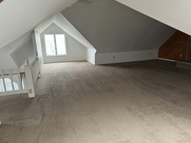 Building Photo - 5155 E Main Street Rd